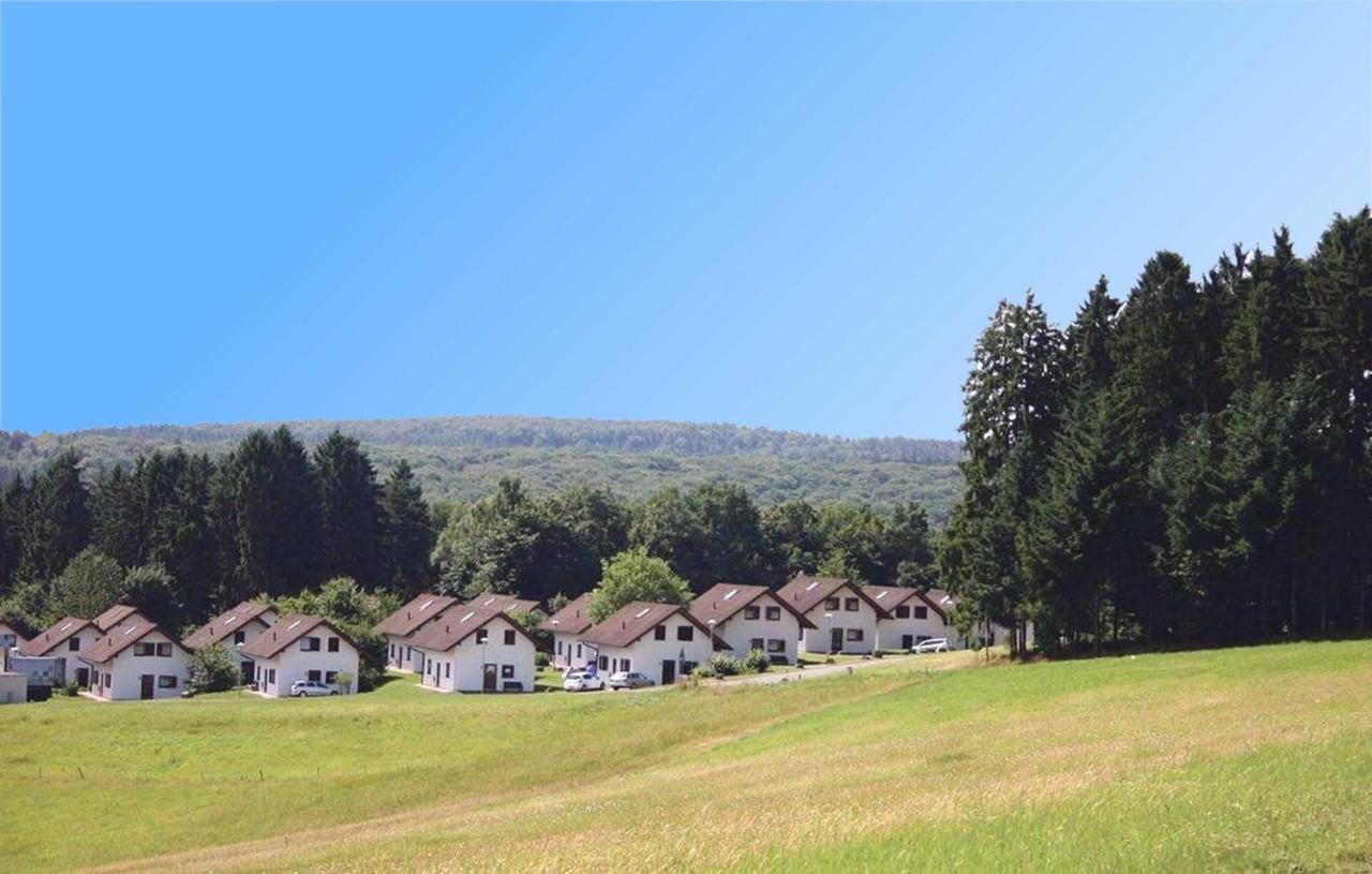 Seepark Kirchheim Ferienhaus Bei Nina Mit Sauna Exterior foto